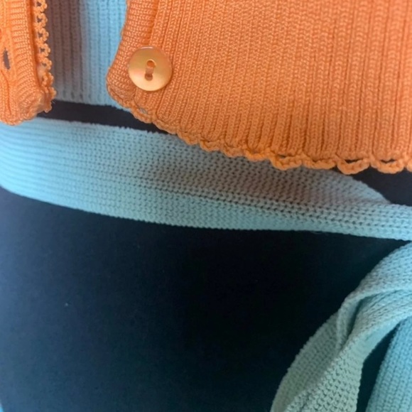 90s Vintage Silk Ribbed Cropped Cardigan - Picture 8 of 11